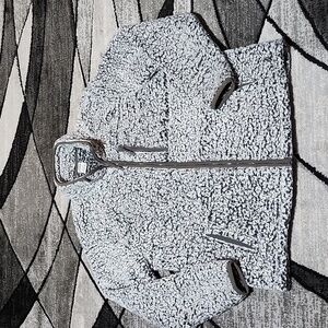 VS PINK 2019 EMBROIDERED LOGO GRAY FULL-ZIP POCKETS SHERPA JACKET LARGE